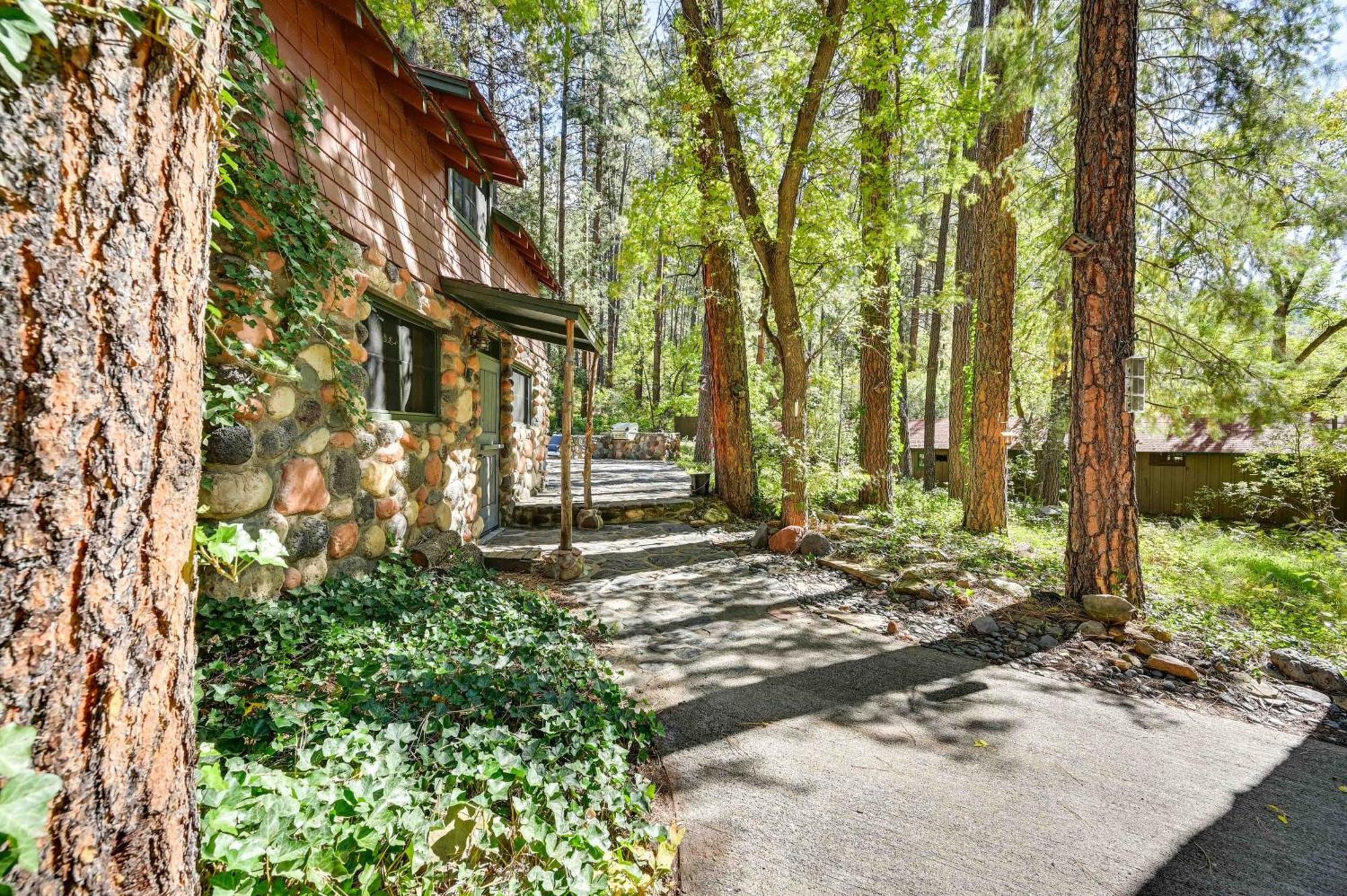 Peaceful Sedona Retreat With Patio And Mtn Views! Apartment Exterior photo